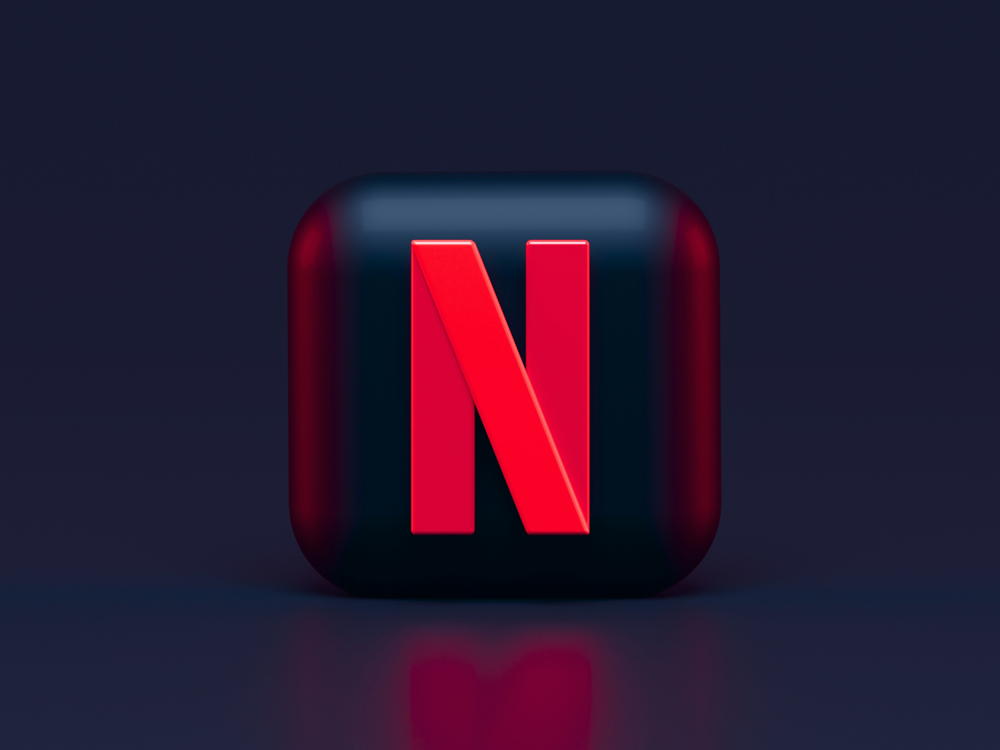 Streaming vs downloading movies - Which is better for you?