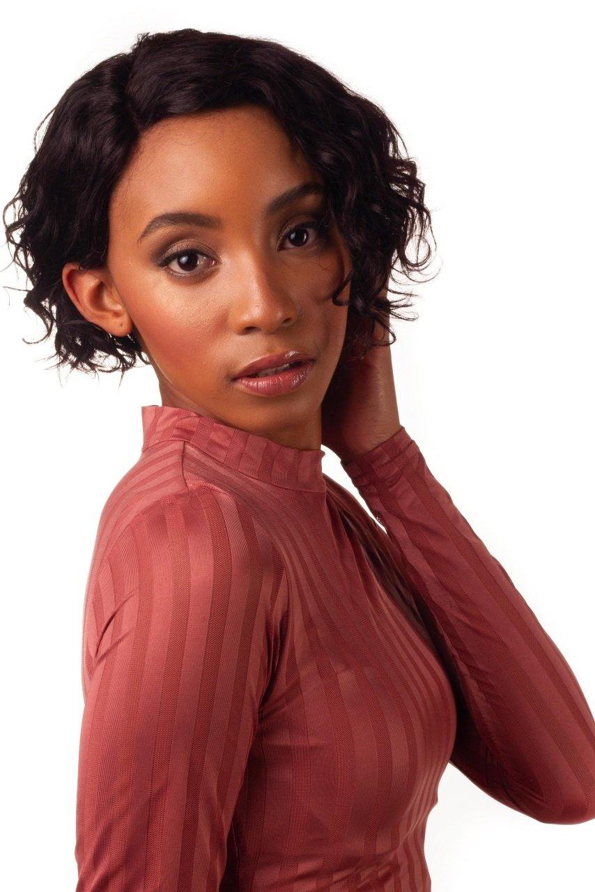 Brazilian Side Part 104 Lace Front Wig - StyleDiva
